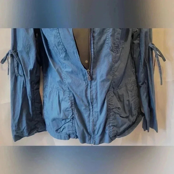 CAbi Blue Utility Cargo Zip Closure Jacket Waist & Sleeve Drawstring, size Med. - Picture 5 of 13
